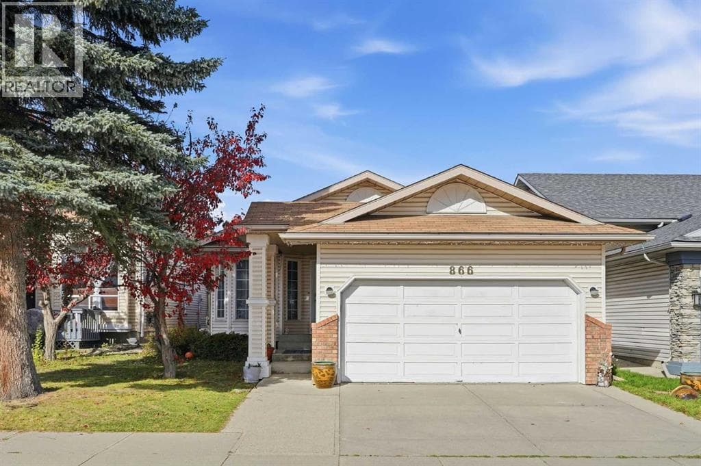 866 Applewood Drive SE