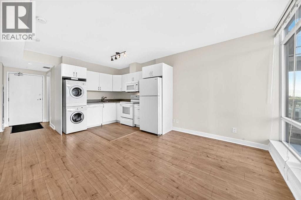 502, 30 Brentwood Common NW