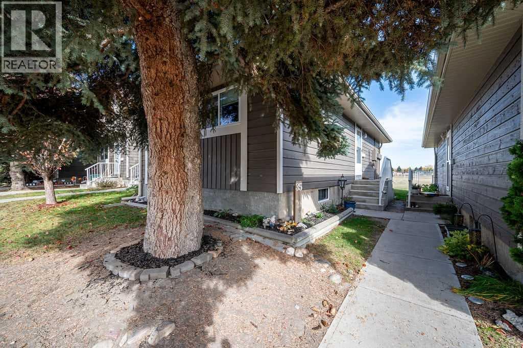 35, 14736 Deerfield Drive SE