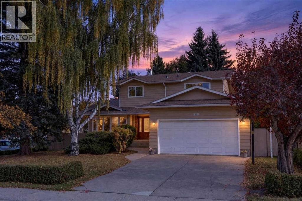 316 Parkland Way SE
