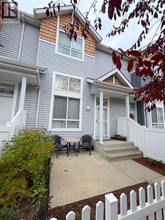 53 Tuscany Court NW