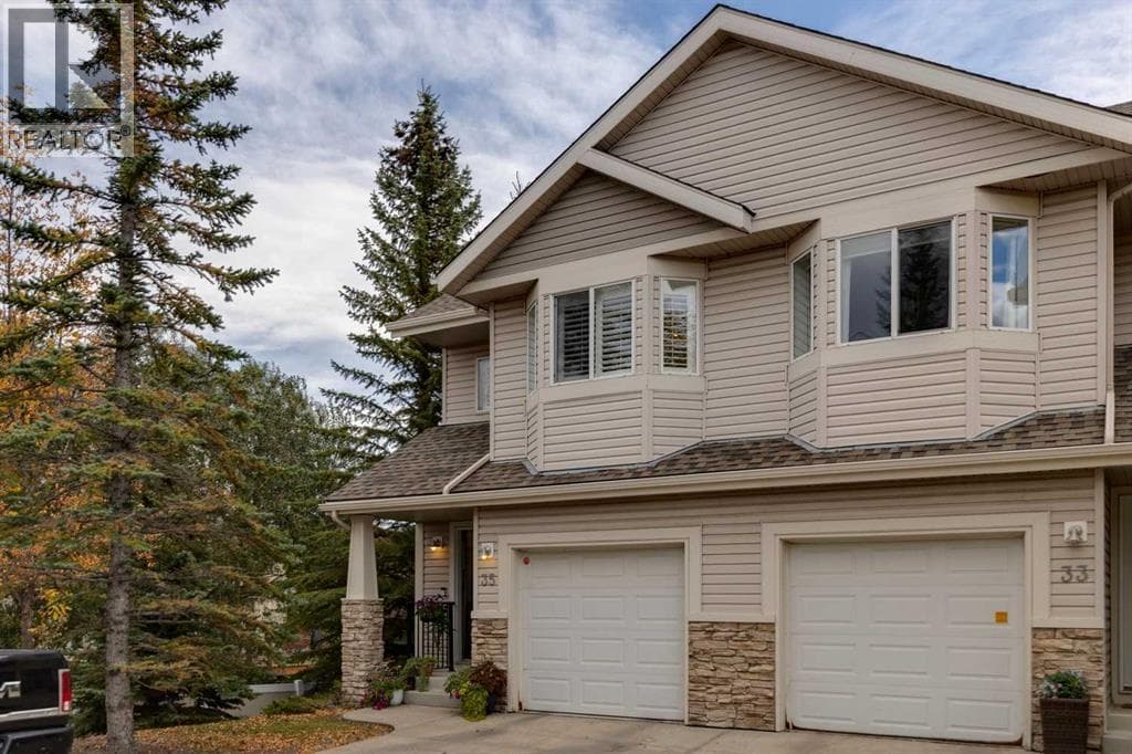 35 Royal Oak Gardens NW