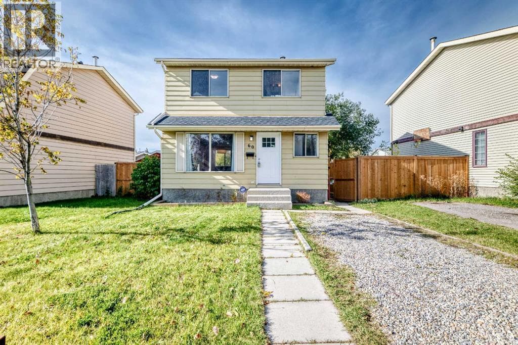 60 Erin Mount Crescent SE