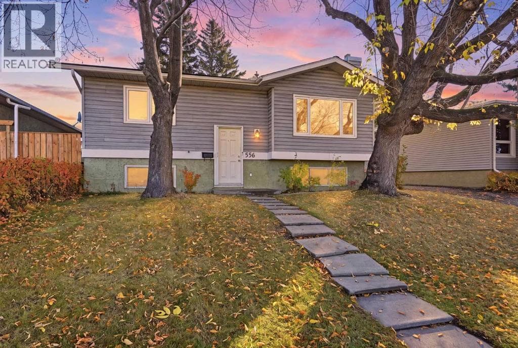 556 Lysander Drive SE