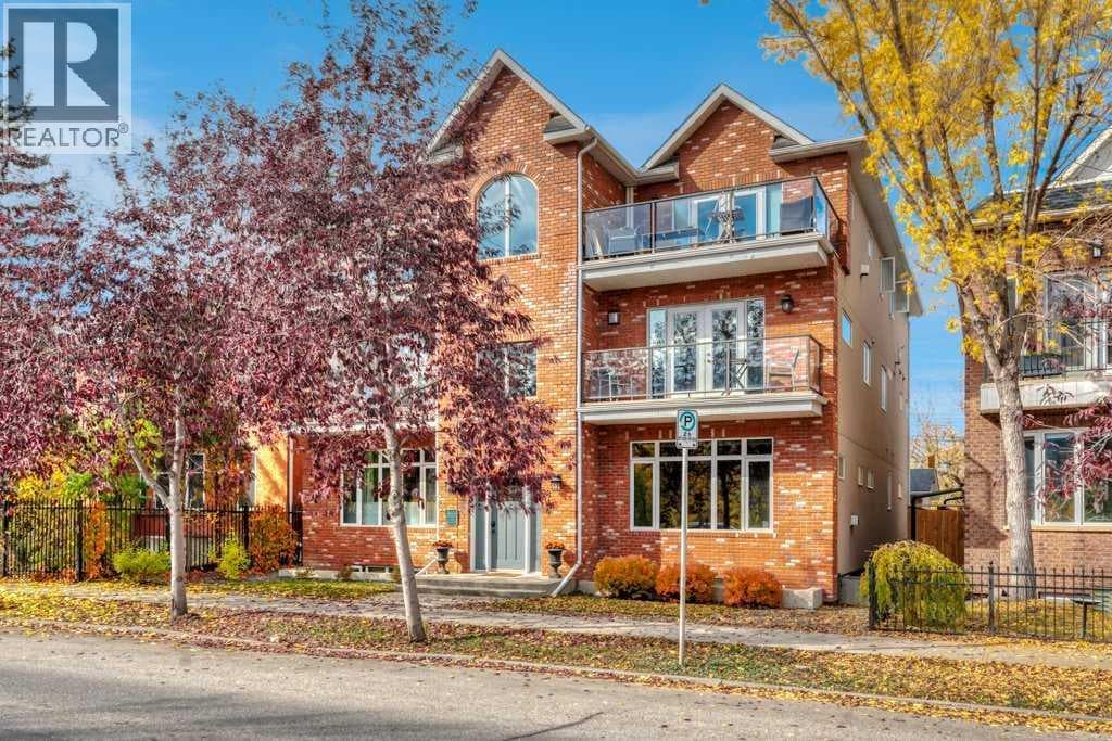202, 814 Memorial Drive NW