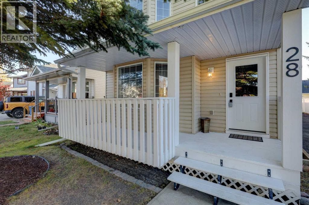 28 Woodside Circle NW