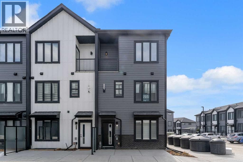 120 Arbour Lake Court NW
