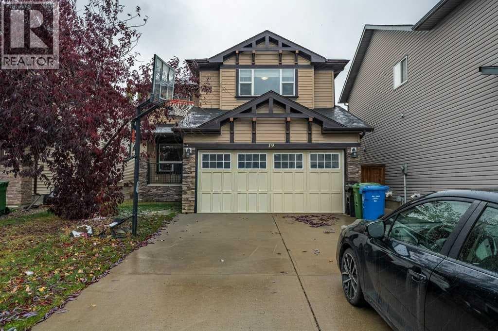 19 Silverado Skies Bay SW