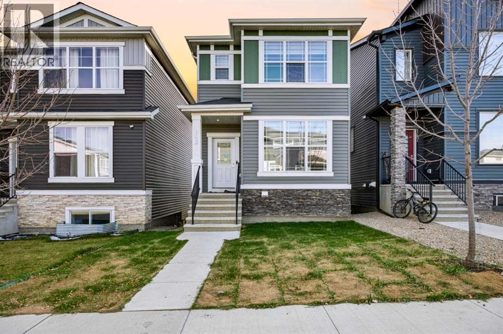 143 Amblefield Avenue NW