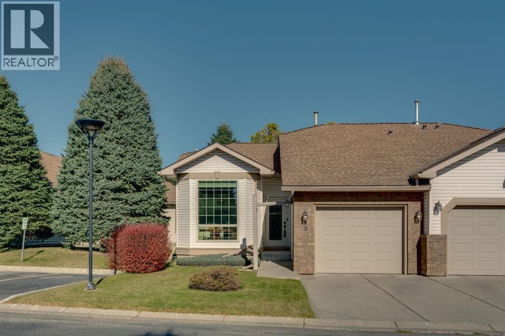 55 Douglas Woods Park SE