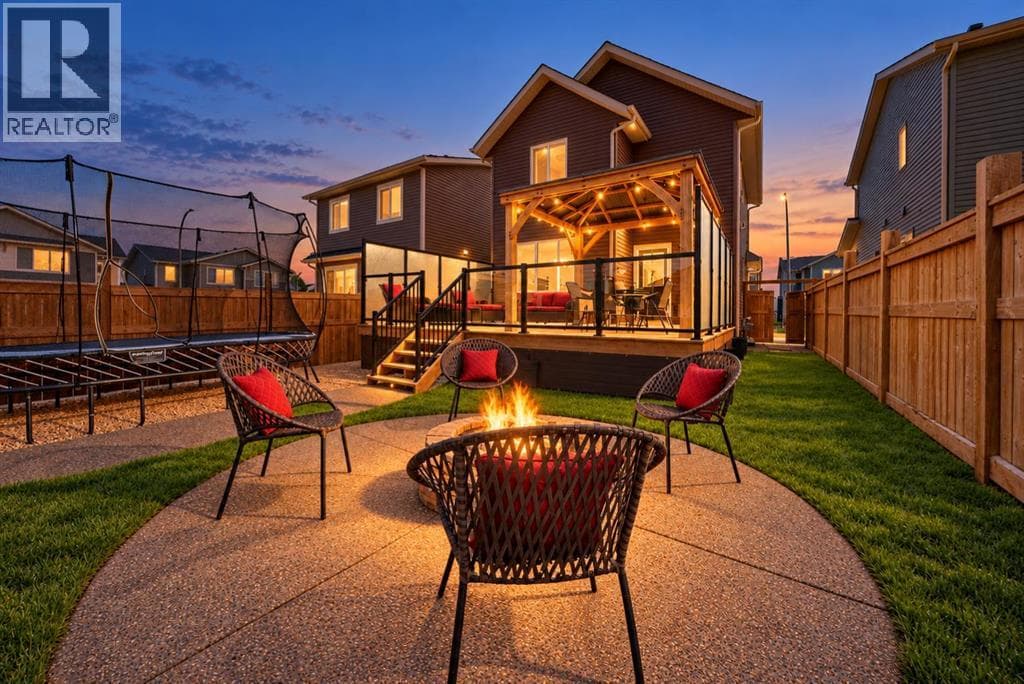 46 Emberside Garden