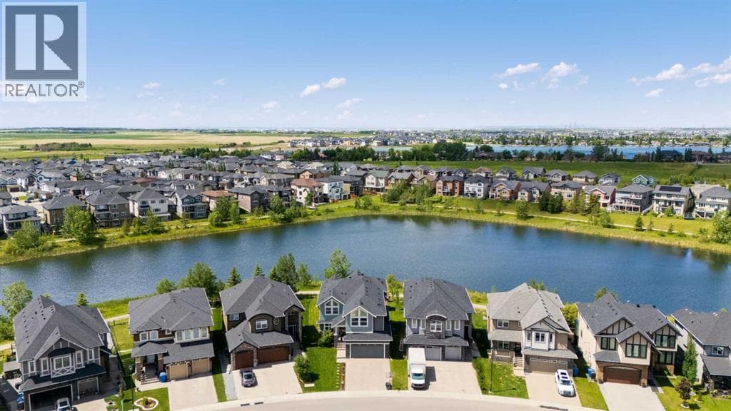 148 Kinniburgh Loop