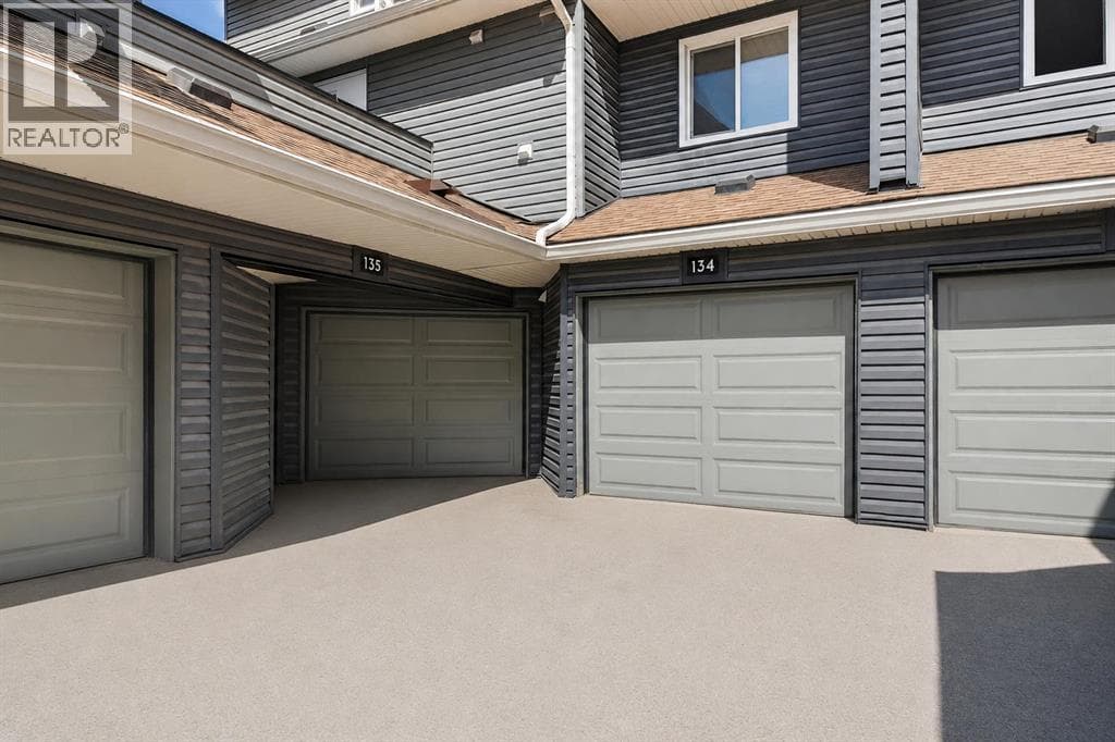 134, 48 Glamis Green SW