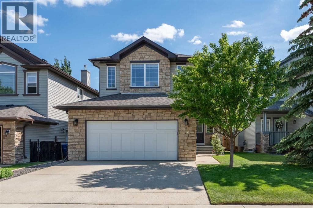 7 Crystal Green Way