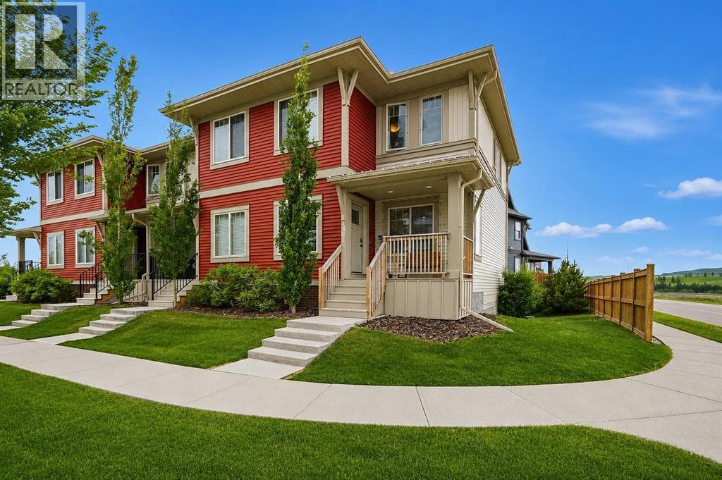1801, 32 Horseshoe Crescent