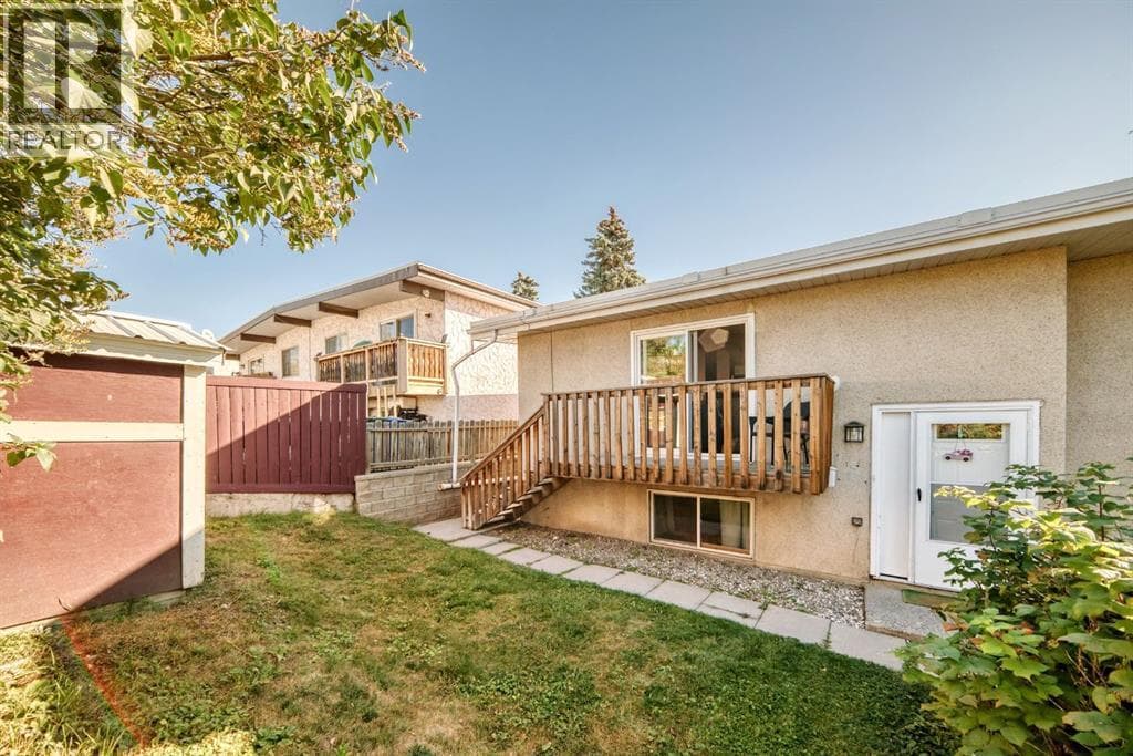 724D Raynard Crescent SE