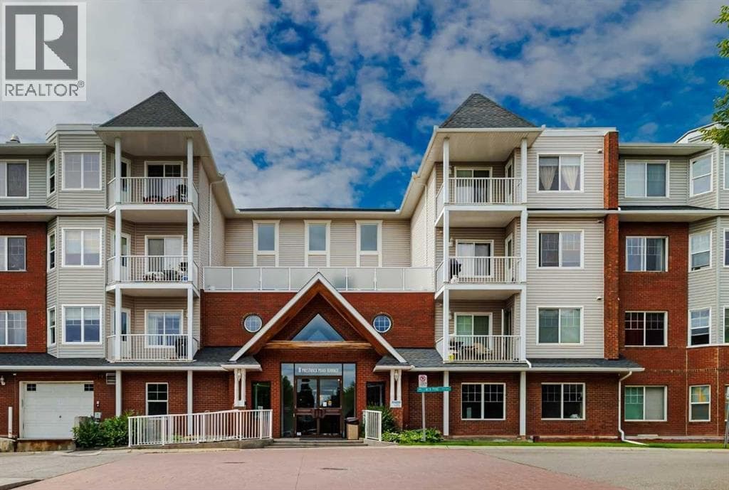 220, 8 Prestwick Pond Terrace SE
