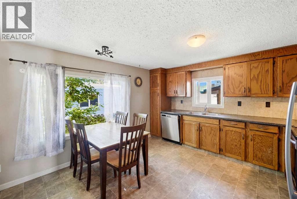 89 Spring Haven Close SE