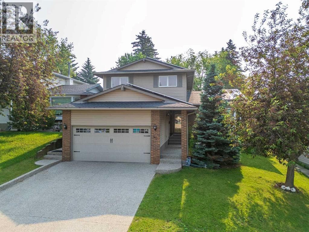 40 Silver Ridge Court NW