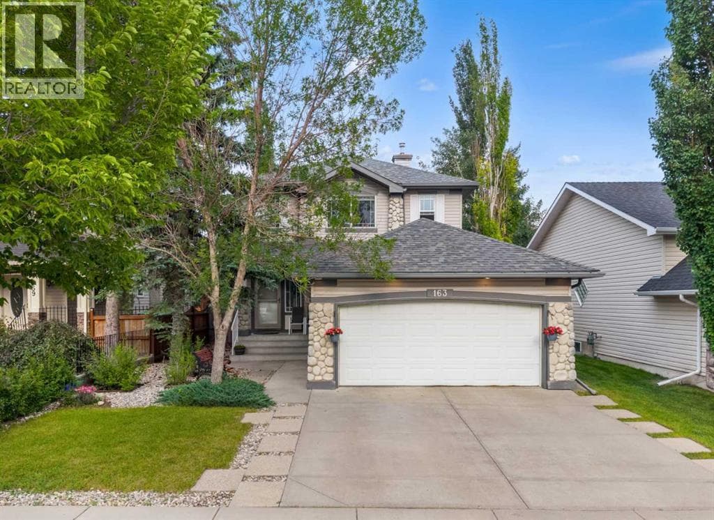 163 West Lakeview Passage