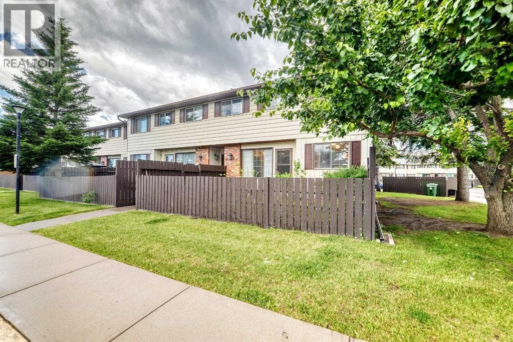58, 175 Manora Place NE