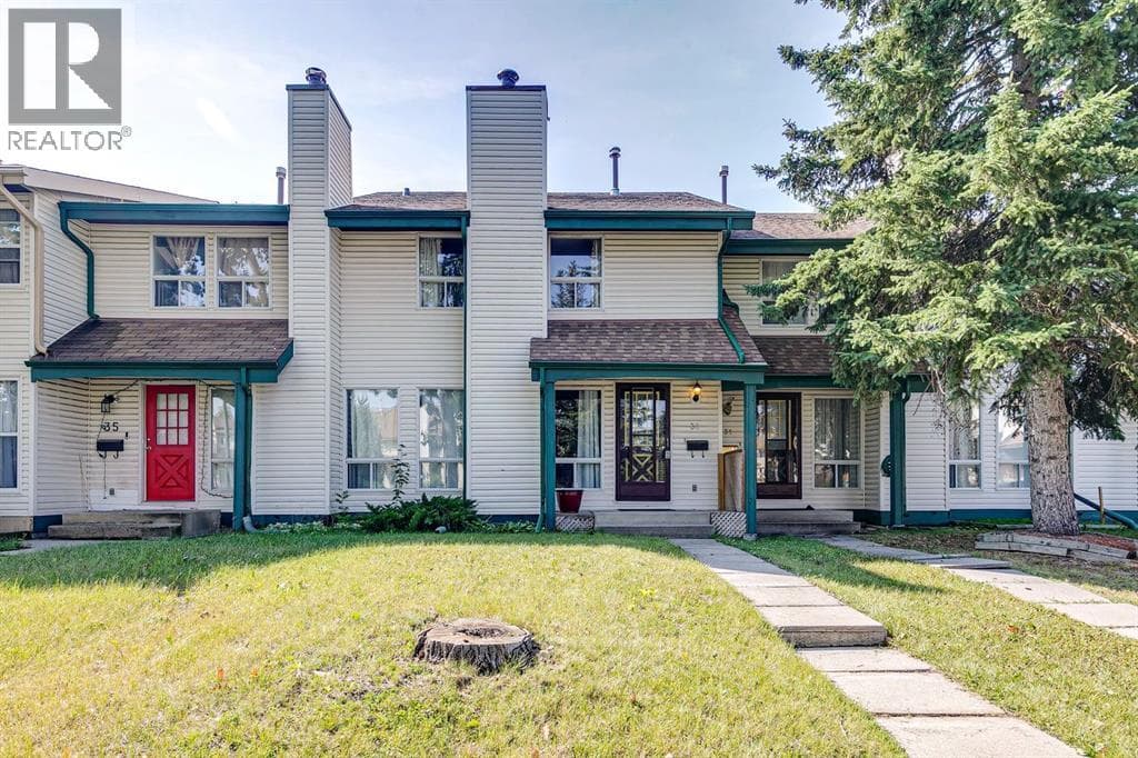 33 Woodhill Court SW