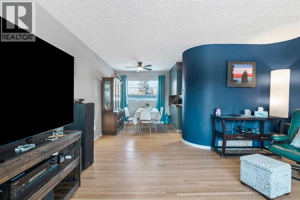 126 Springwood Drive SW