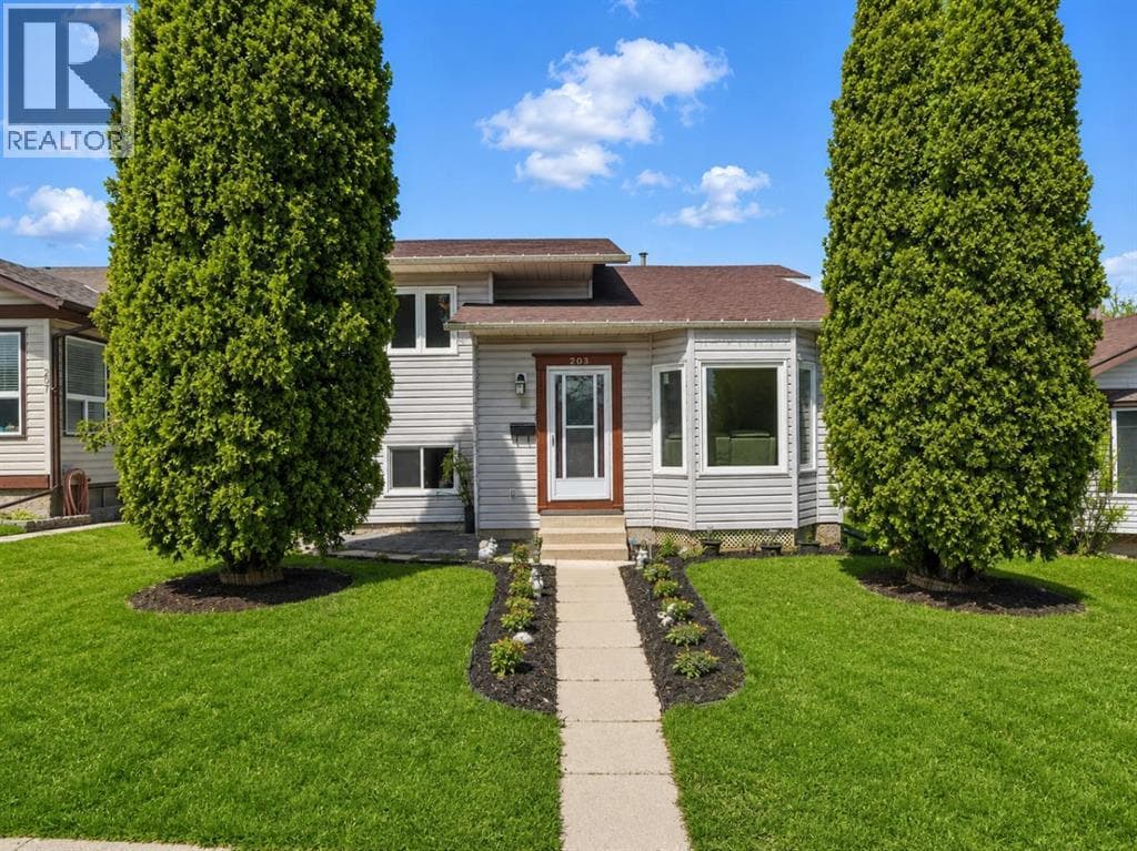 203 Shawglen Road SW