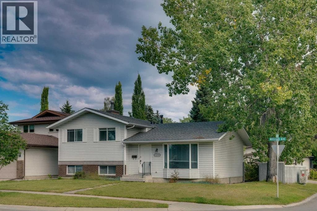 703 Woodpark Boulevard SW