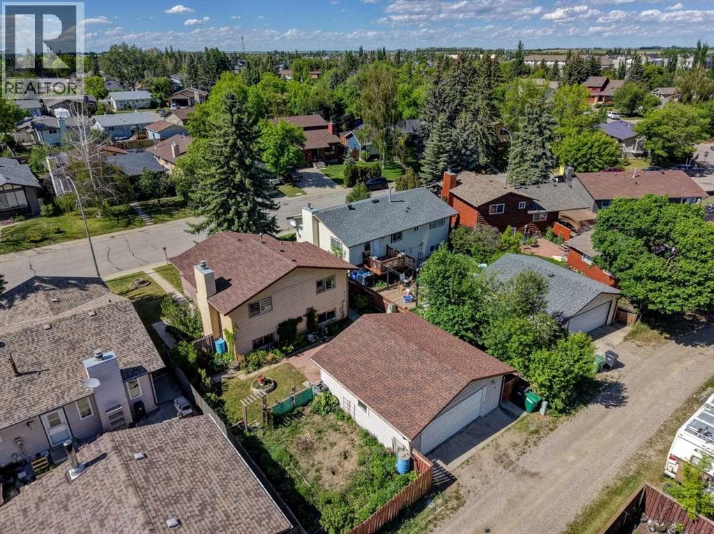 9 Maple Leaf Road