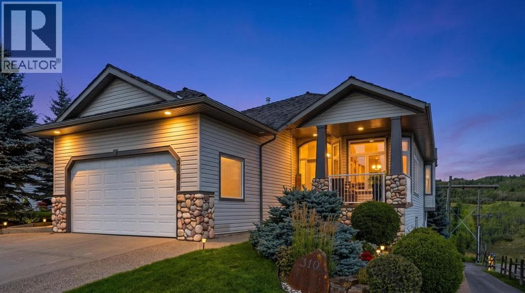 310 Gleneagles View