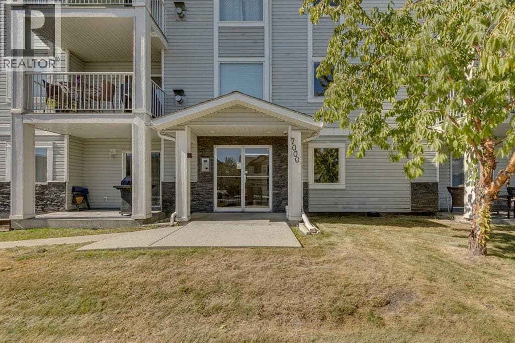 301, 7301 Valleyview Park SE