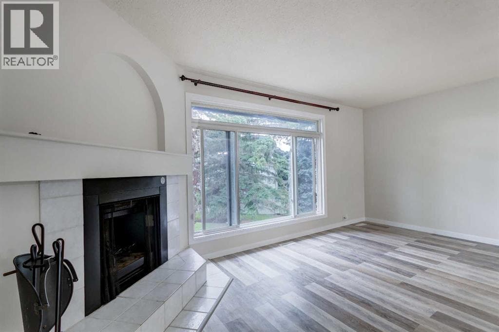 12, 310 Brookmere Road SW
