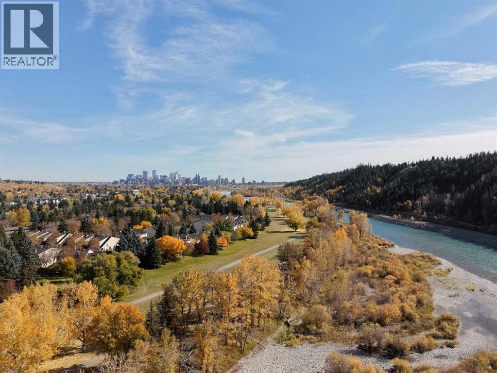 401, 145 Point Drive NW
