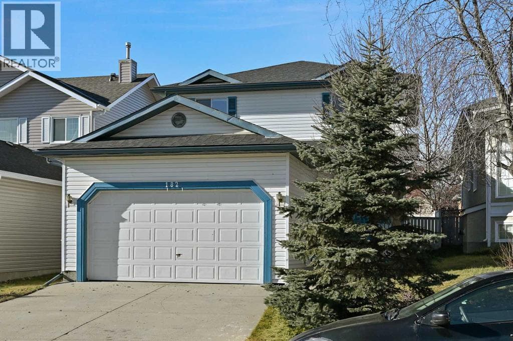 182 Coventry Close NE