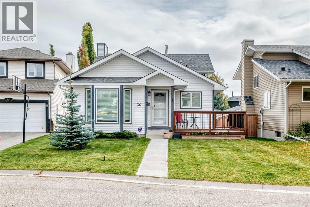 36 Sandpiper Way NW