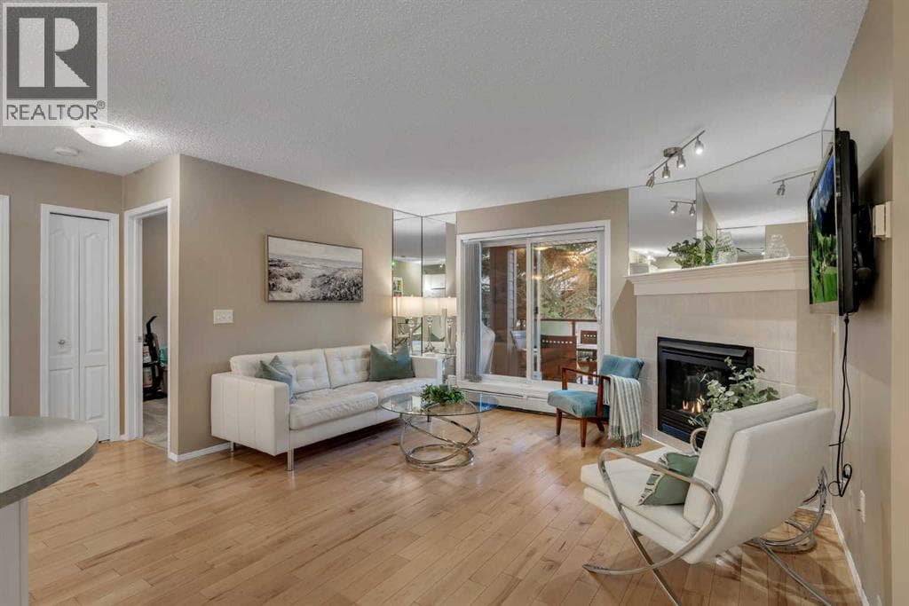 215, 10 Sierra Morena Mews SW