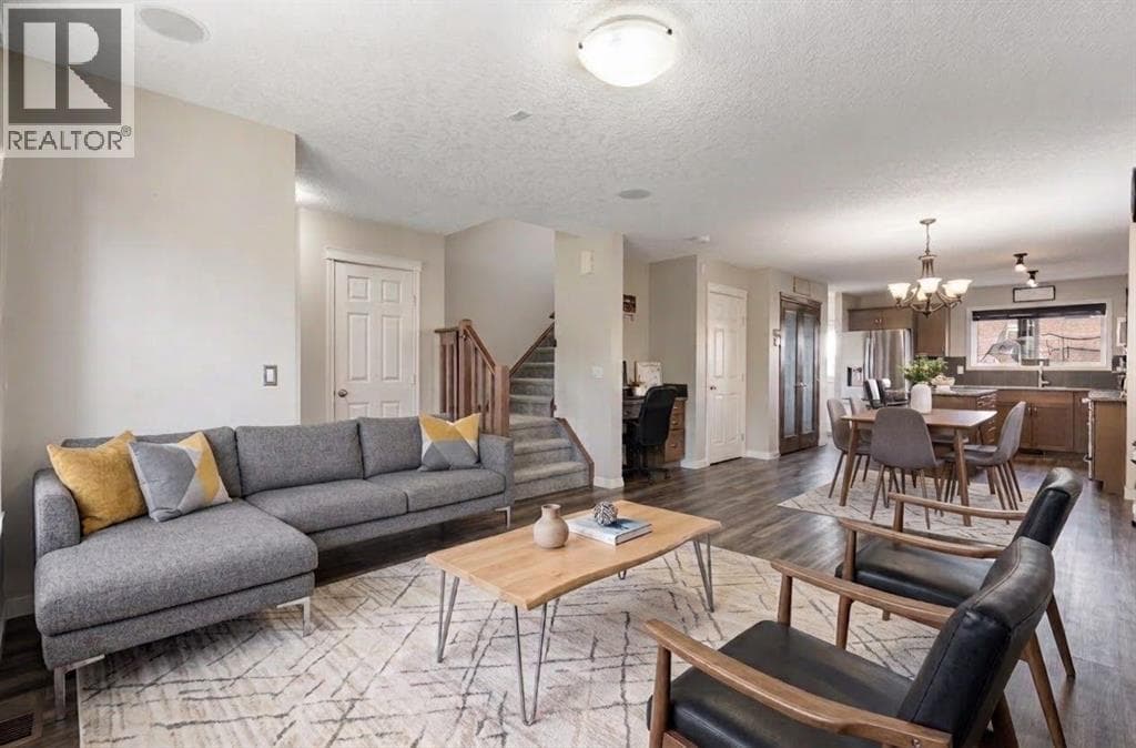 70 Walden Manor SE
